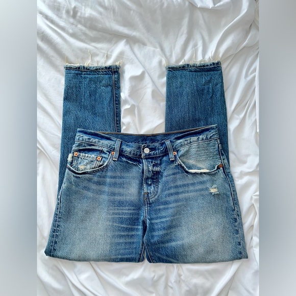 Like New! Levi Strauss Gold Tag 501 Original Fit Distressed Size 27/32 - Picture 3 of 10